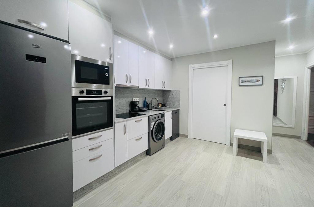 Apartamento Adosado Con Terraza En Playa America, Nigrán Buitenkant foto